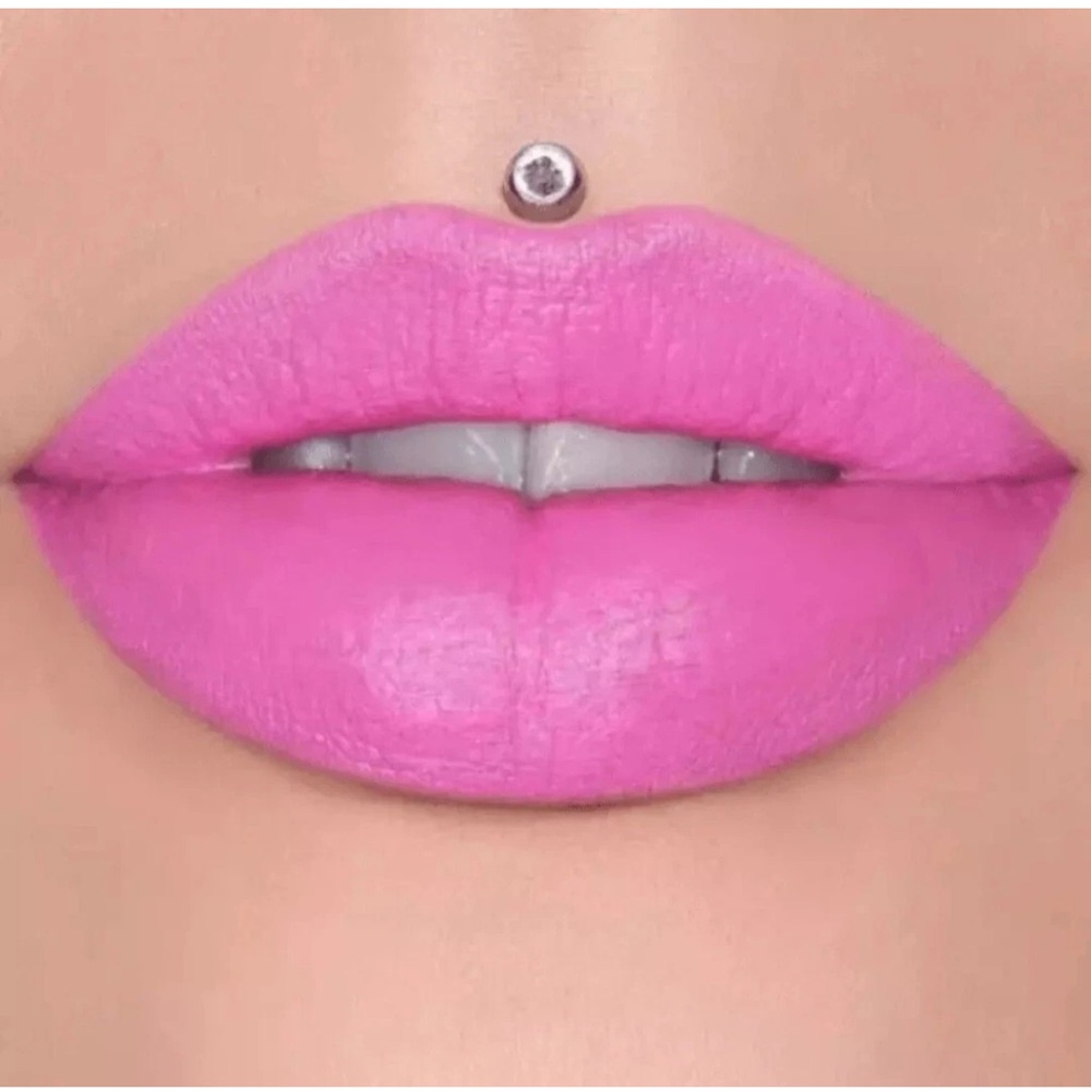 Jeffree Star Beauty Makeup Bundle🌈 6 Items including two palettes ~ 5 FREE ITEMS - Picture 5 of 9